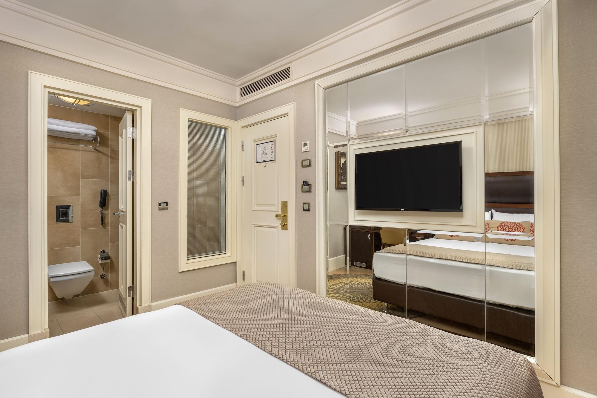 Titanic Comfort Sisli Istambul Exterior foto